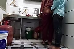 Padosi Ne pahla kitchen mein