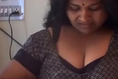 desimasala.co - Big Boob Aunty Bathing and Resembling Successful Soaked Melons